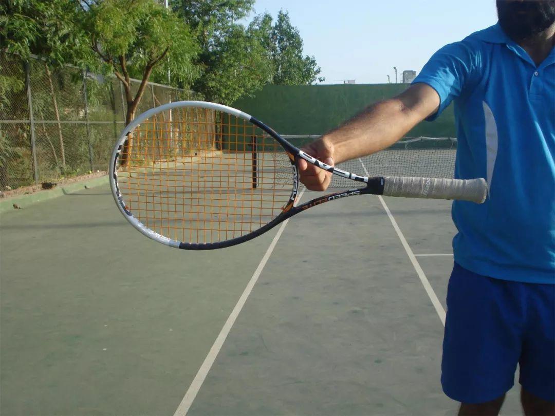 为什么说“平衡点”才是网球拍的灵魂？
