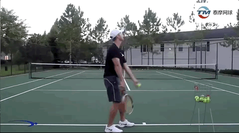 网球侧上旋发球原理都懂，关键是技术到底怎么练？