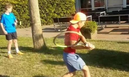 网球热身挥拍训练