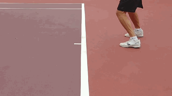 网球单反怎么发力？坐着练习效果更好！
