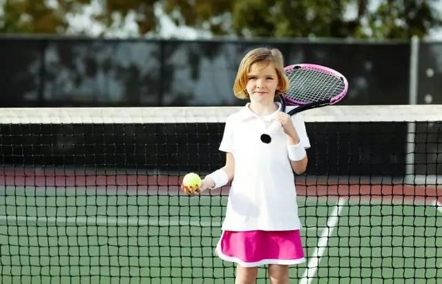 多打网球能塑造孩子十项优秀特质！