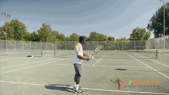 上旋和平击的完美结合，才称得上网球超级正手！