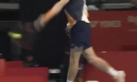 少年沙波瓦洛夫的飞身单反,帅哭!