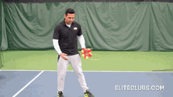 儿童网球教程：从娃娃抓起，为漂亮进攻做准备，击球侧身意识的三种训练方法