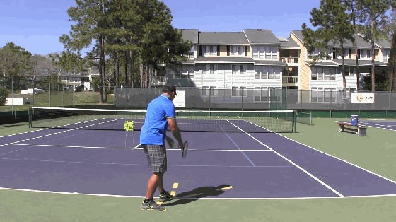 如何拥有稳定的网球发球抛球？一个简单的训练窍门来帮你