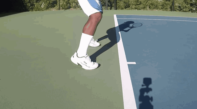 打网球时如何拯救跟腱和膝盖，安全有效落地？教你三大招！