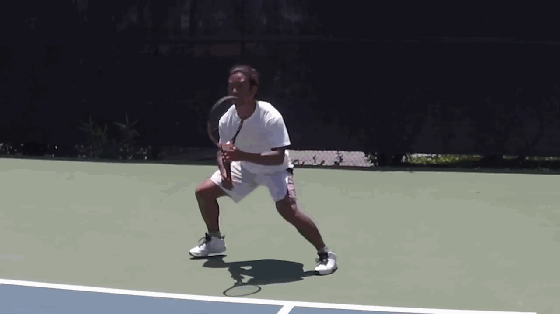 详解三种网球驱动步法，提前获得重心移动的爆发力