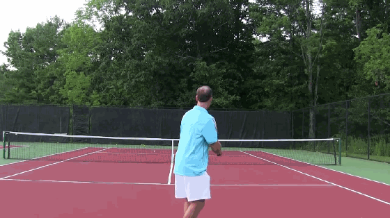 3个网球发球调整练习，教你慢慢学会控制发球！
